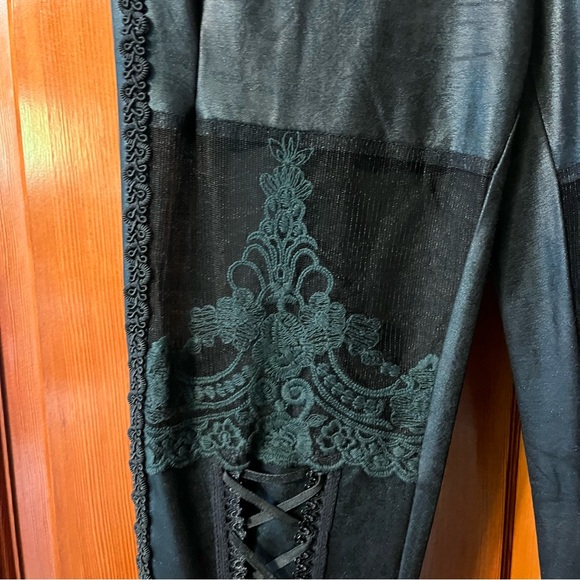 Vegan leather leggings womens large goth indie Sexy Vixen lace tattoo style - Picture 8 of 16